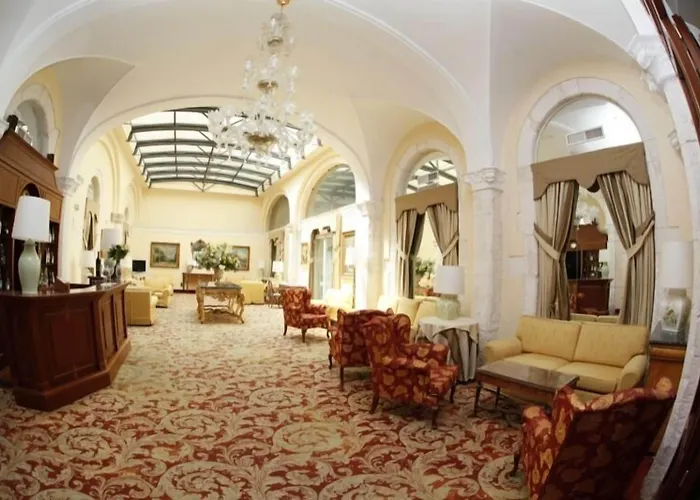 Brindisi hotels near Church of San Giovanni al Sepolcro