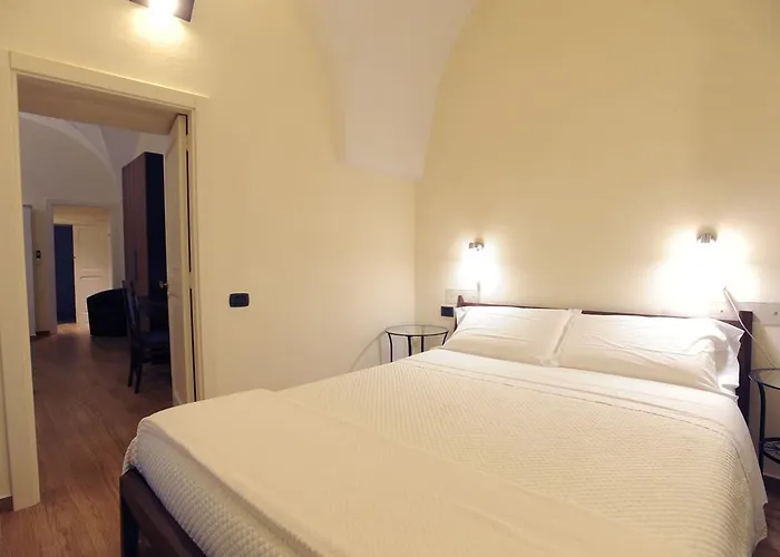 Lecce hotels near Piazza Sant'Oronzo
