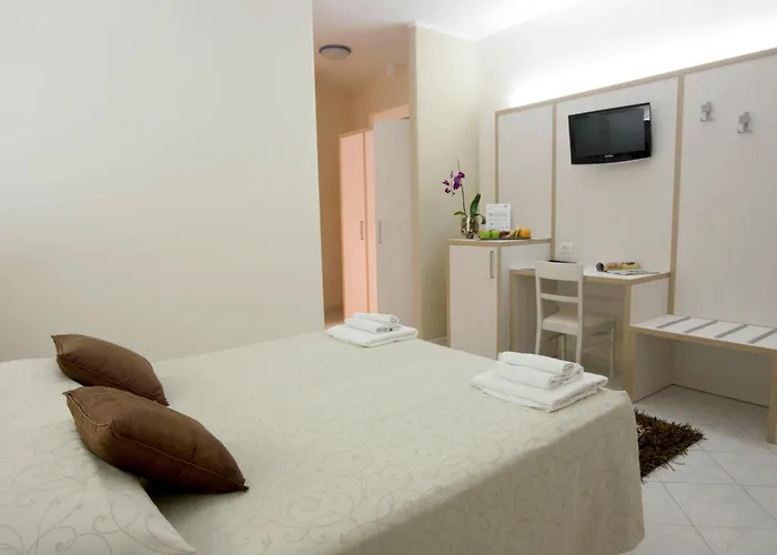 Brindisi hotels near Castello Svevo di Brindisi