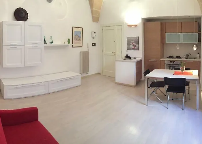 Vacation Apartment Rentals in Lecce